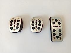 Ford Focus Uyumlu 2010-2019 Pedal Seti Siyah Yazılı Manuel