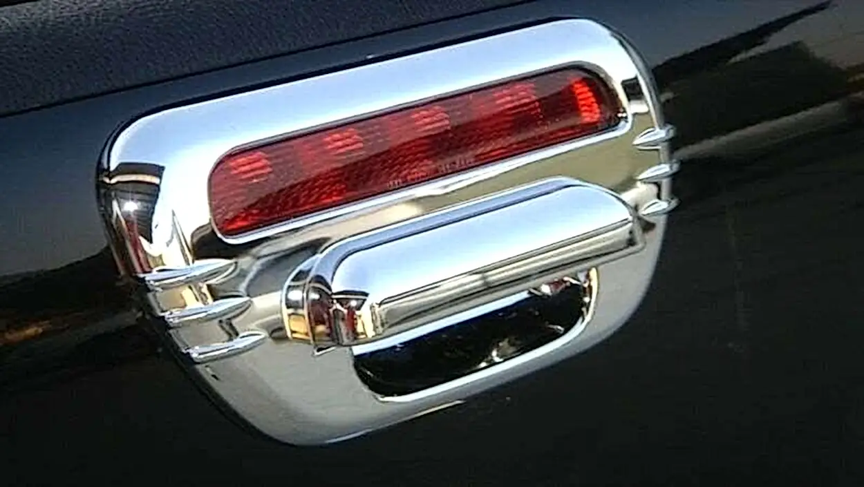 Mitsubishi L200 Uyumlu 2006 2014 Bagaj Kapağı Kaplama Krom Parça