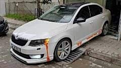 Skoda Octavia Uyumlu Yan Marşpiyel