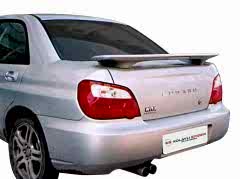 Subaru İmpreza GC8F-8G Spoiler Bagaj Yüksek (Yeni Md)(ışıklı) Fiber